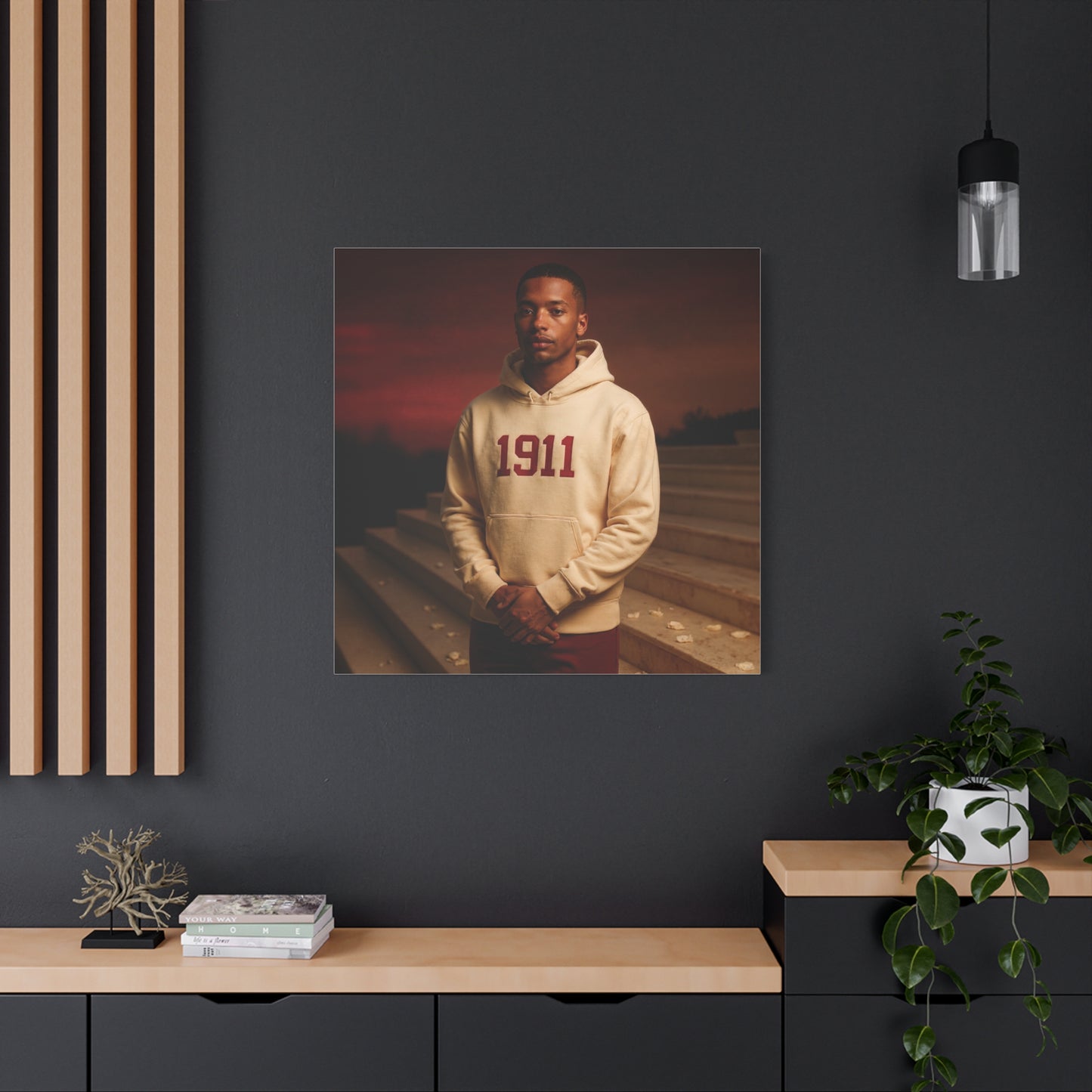 Hoodie cream & crimson twilight leader brother of 1911