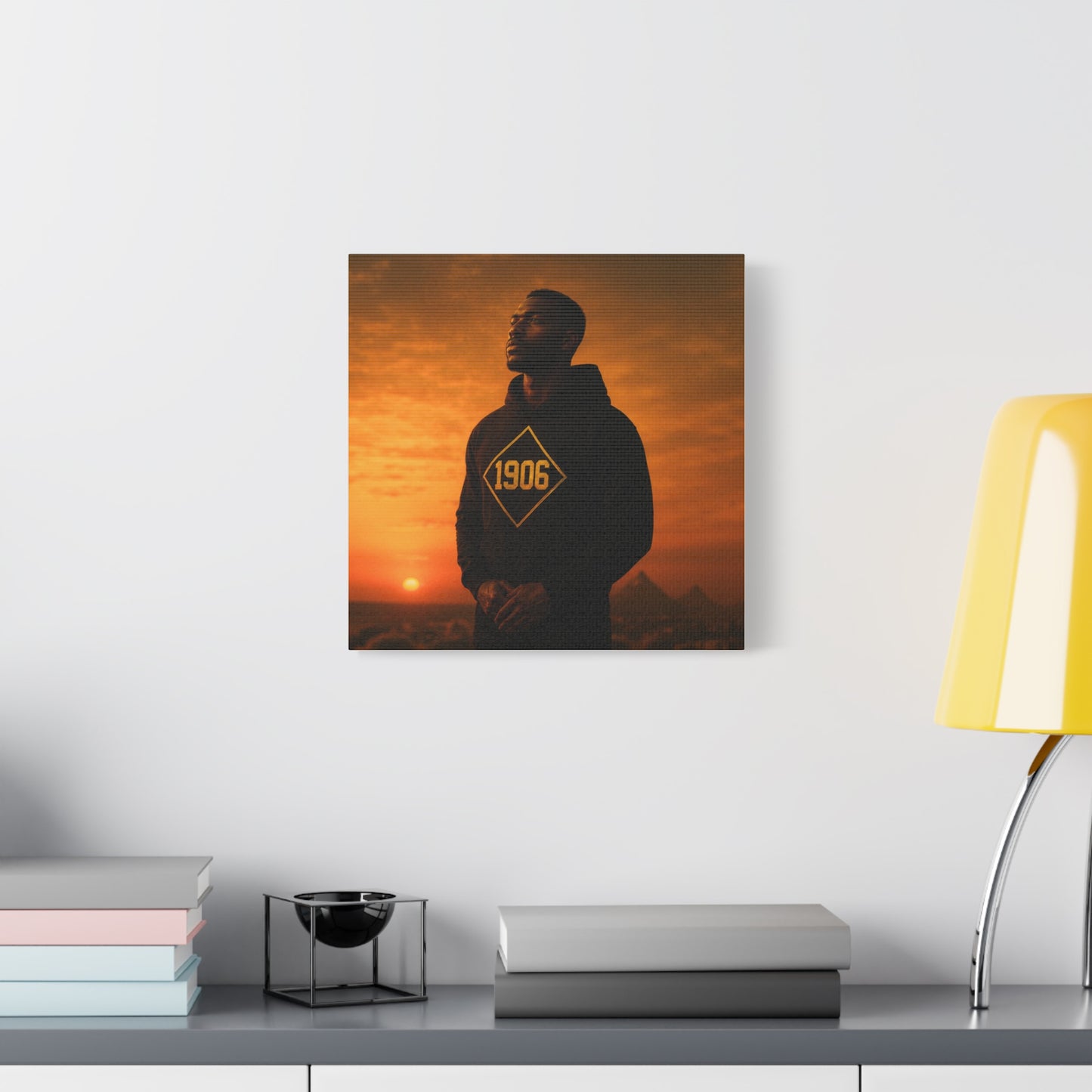 Hoodie brother of 1906 black & gold pyramid lights